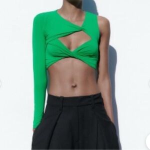 Zara Green Knot Front Top size small new without tags